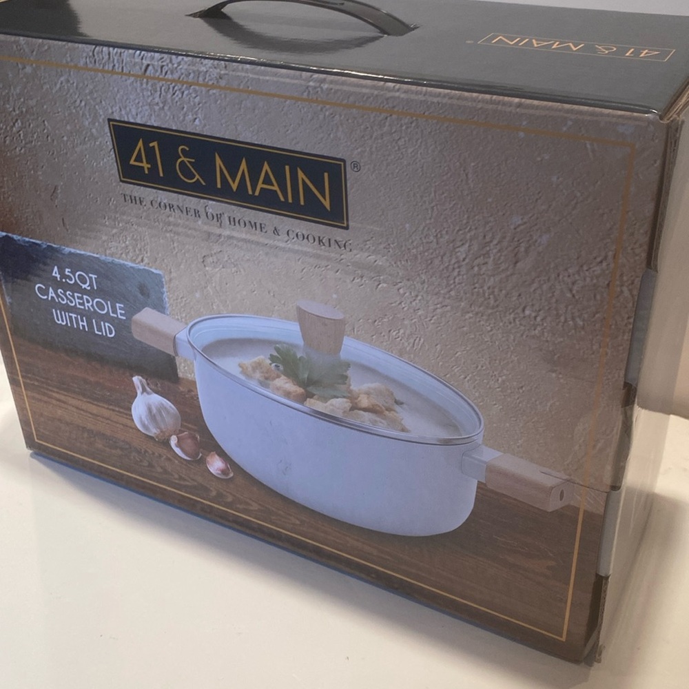 NIB 41 & Main 4.5 Qt. Casserole with Lid